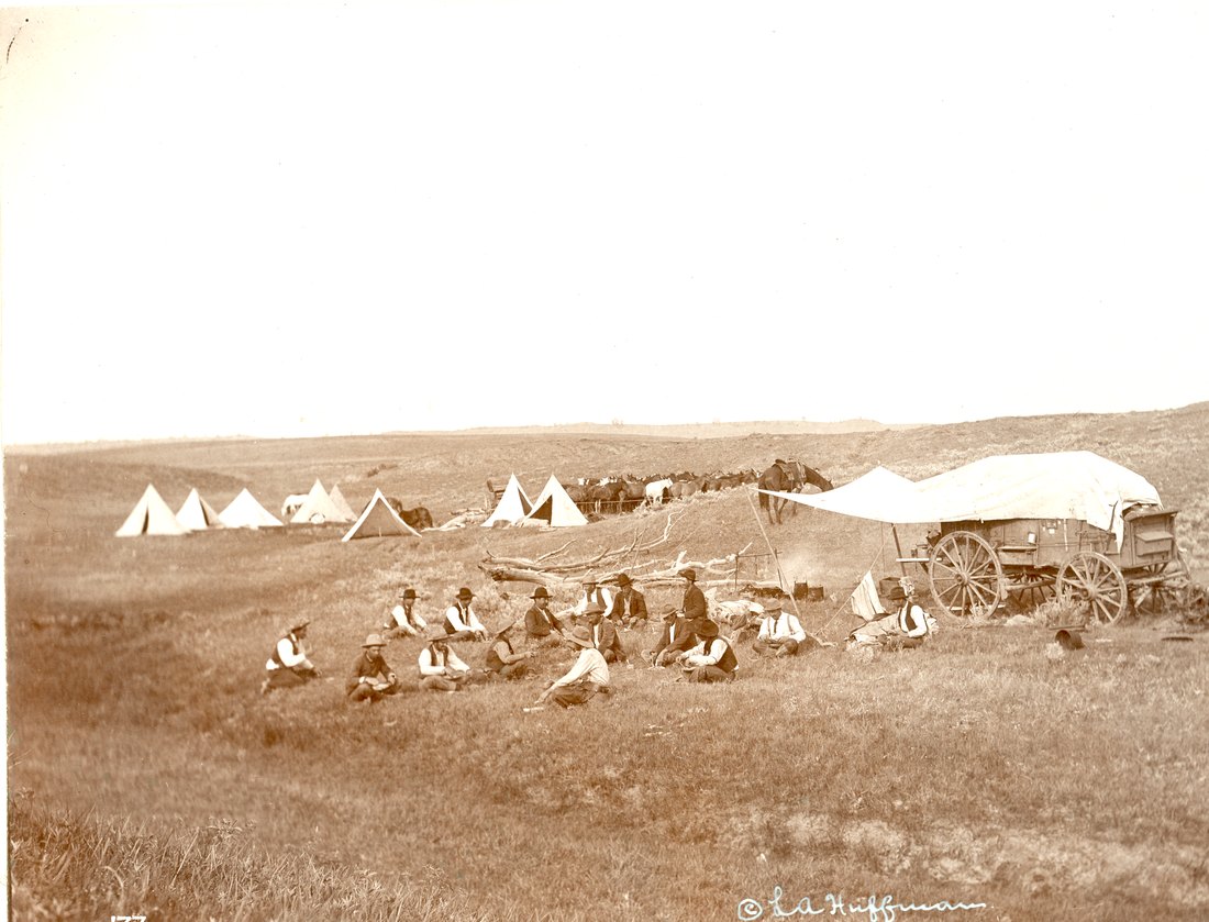 L.A. Huffman photograph of the SL round-up outfit on the Powder River, eastern Montana, 1887